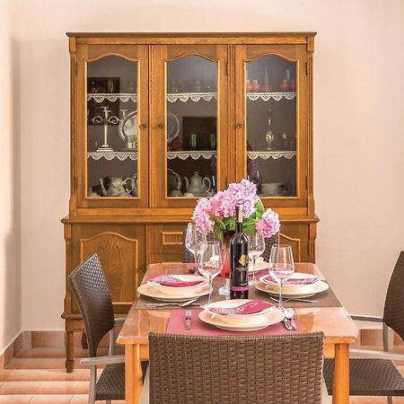 Nice Apartment In Tucepi With Wifi Экстерьер фото
